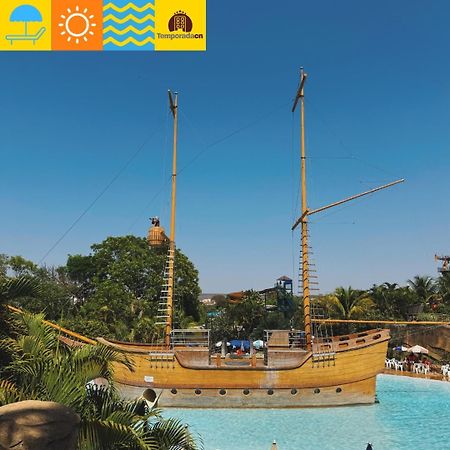 Апарт готель Piazza Com Acesso Ao Acqua Park Калдас-Новас Екстер'єр фото